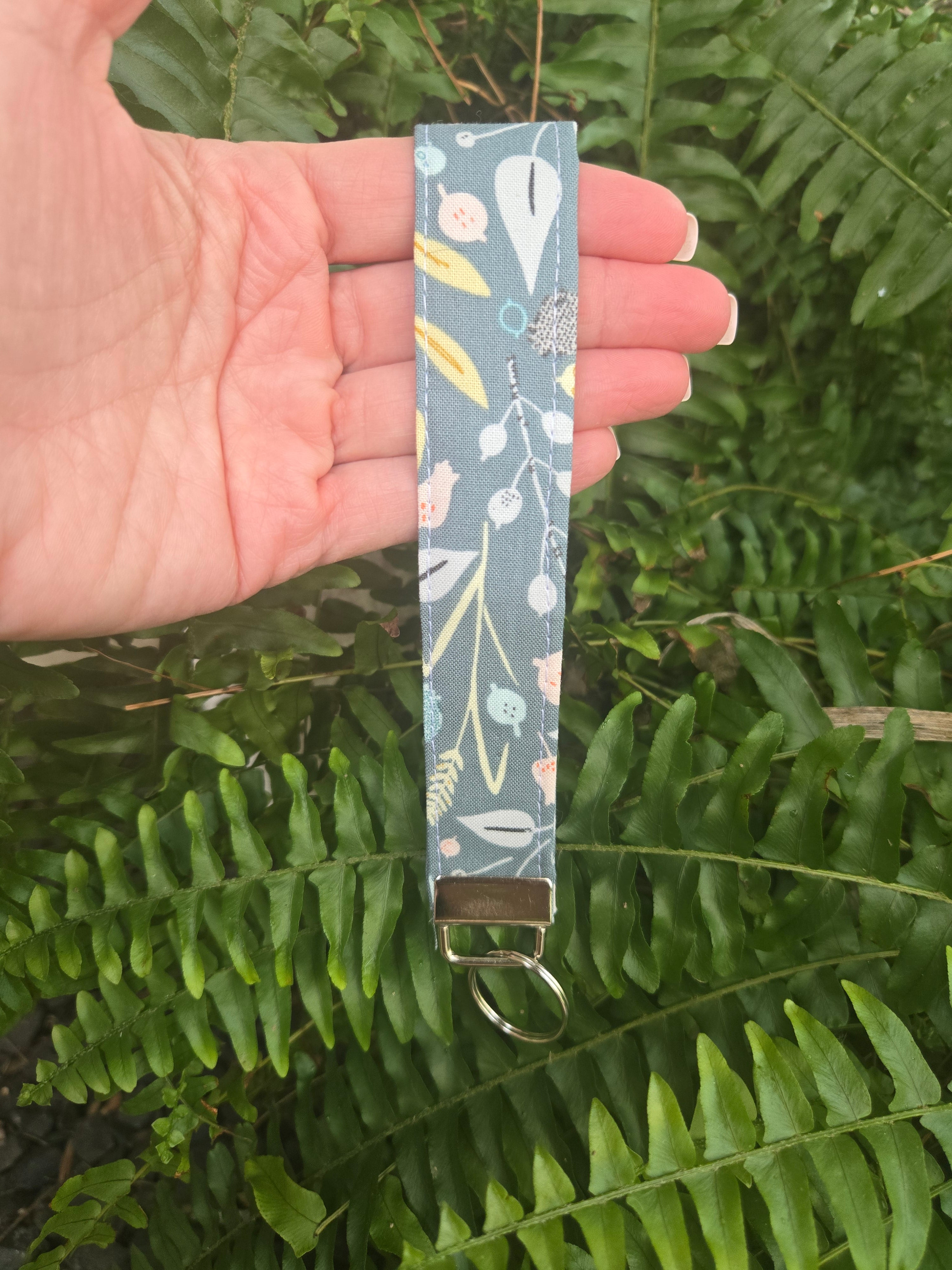 Meadow Flowers Wristlet
