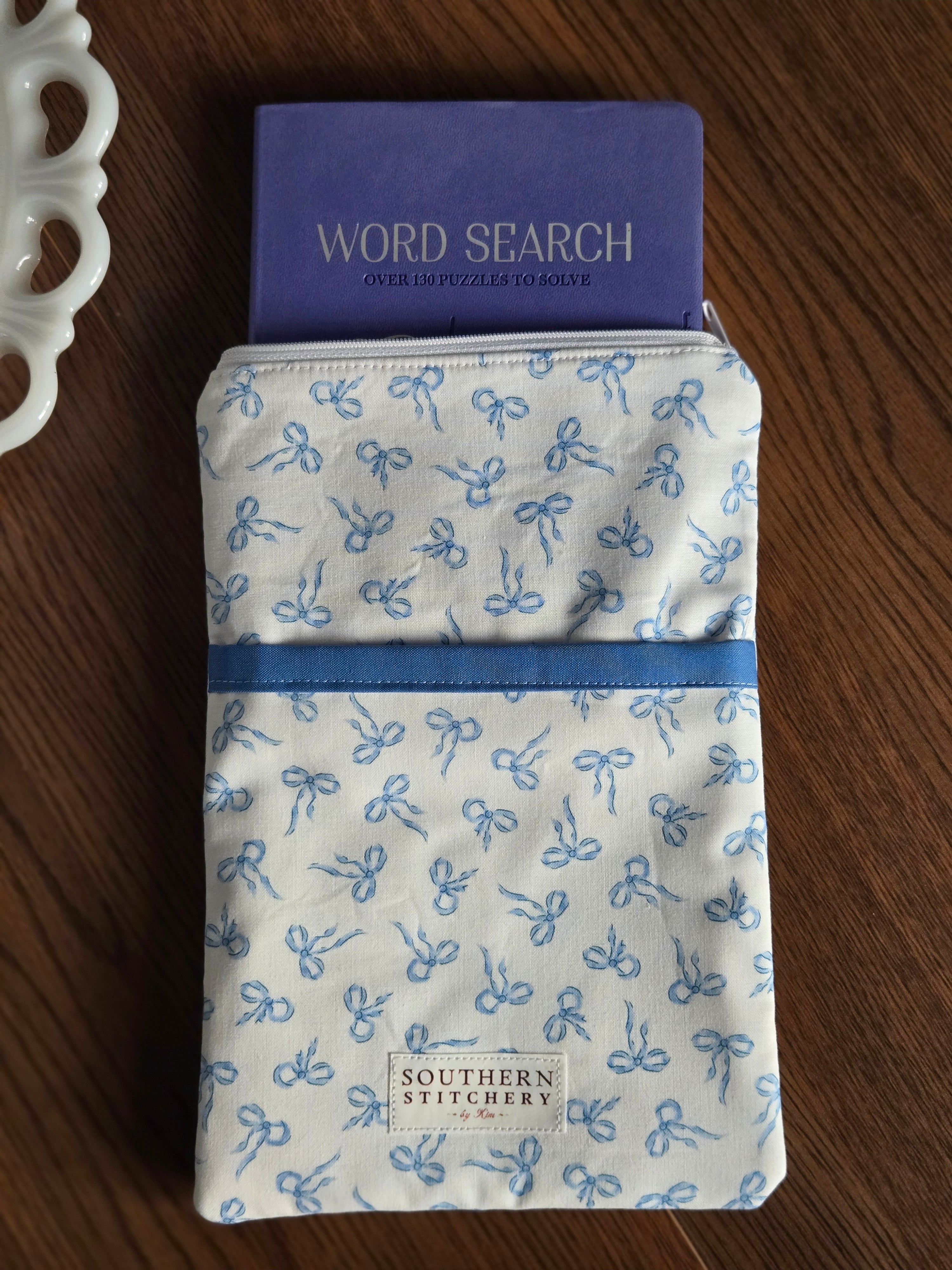 Blue Bows E-Reader/Book Sleeve - Medium