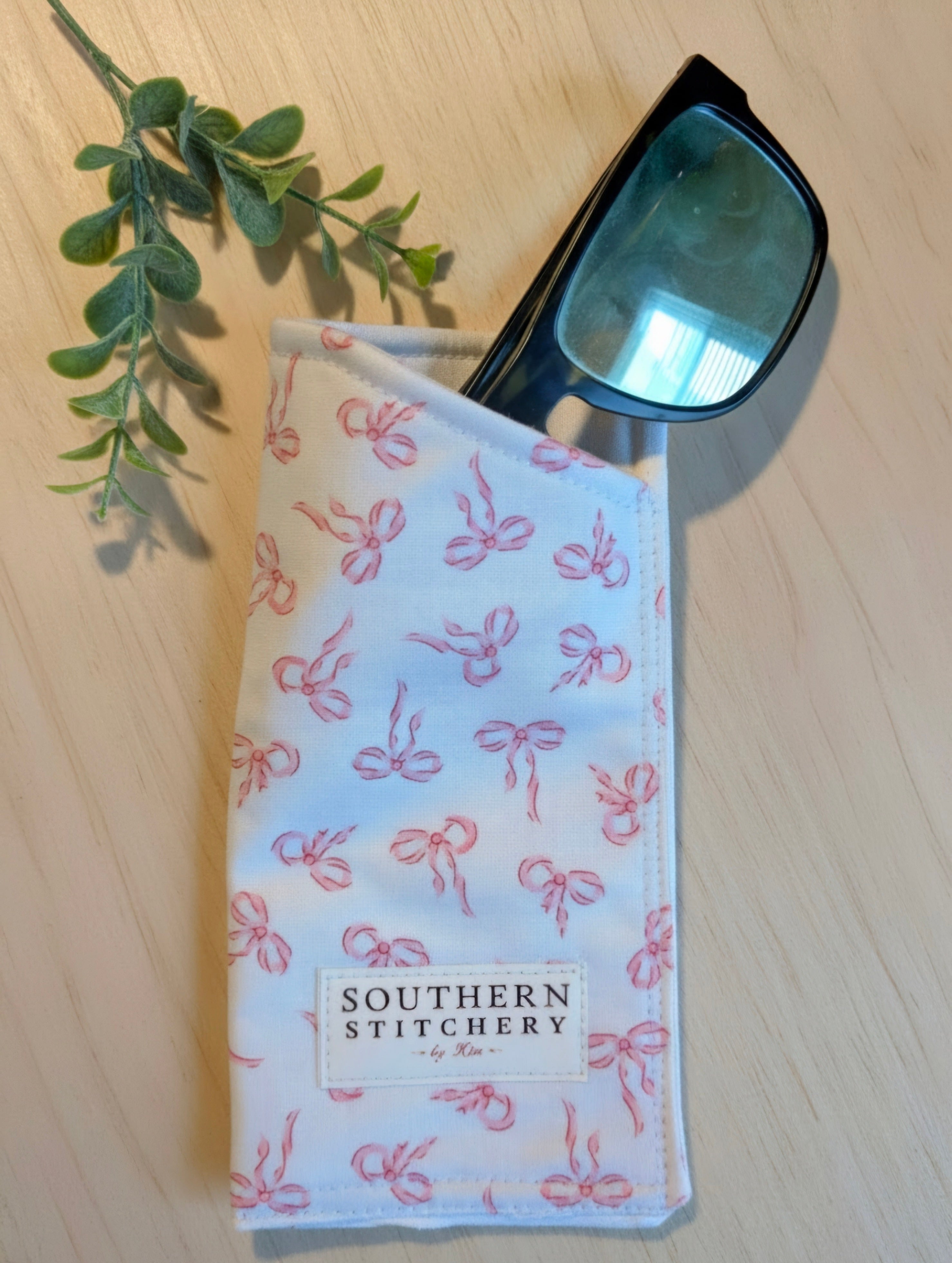 Pink Bows Sunglasses Case